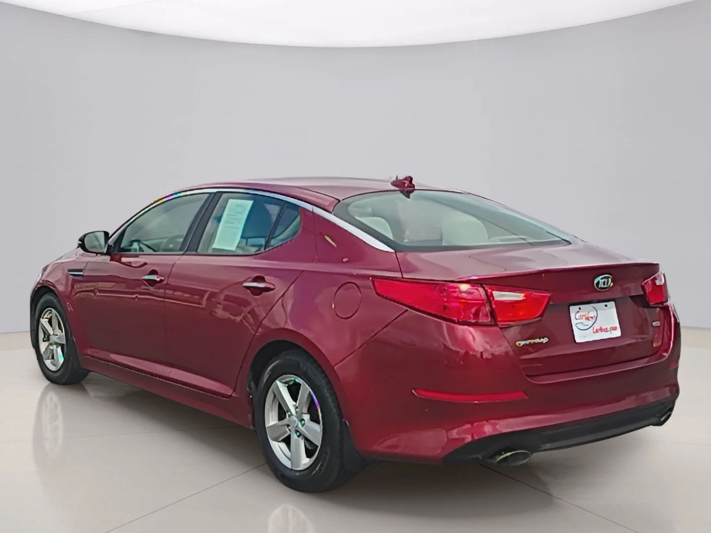 Used 2014 Red Kia LX image 3