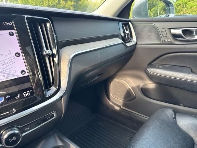Used 2021 Gray Volvo T5 Inscription image 35