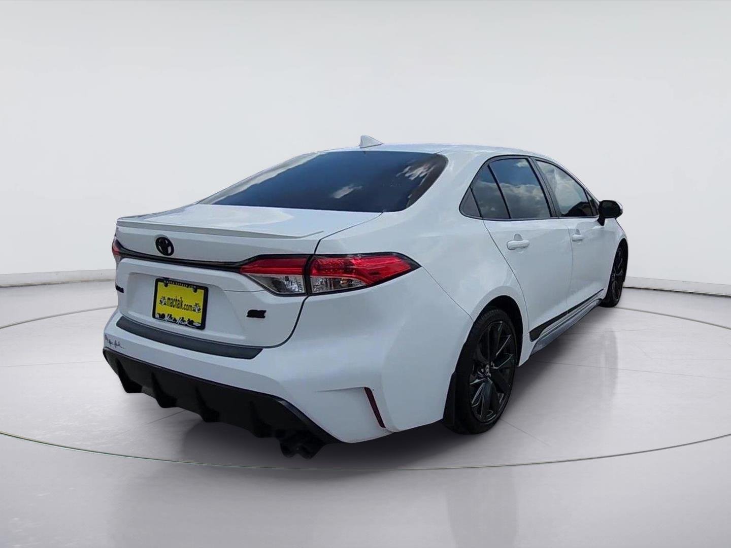 2024 Toyota Corolla SE White at Robbins Nissan