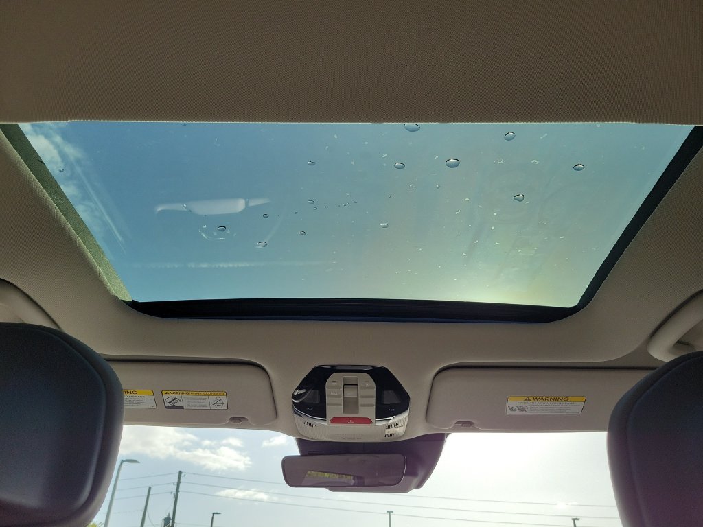 New 2027 Pale Gray Kia EX image 20