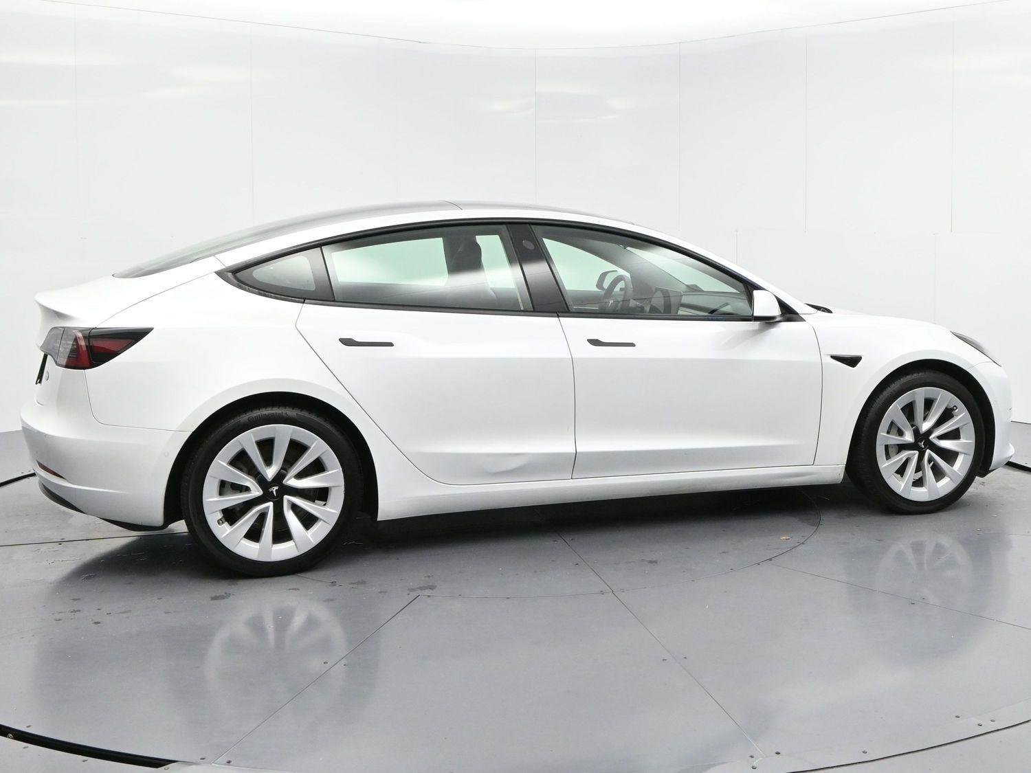 Used 2022 Pearl White Multi-Coat Tesla Base image 8