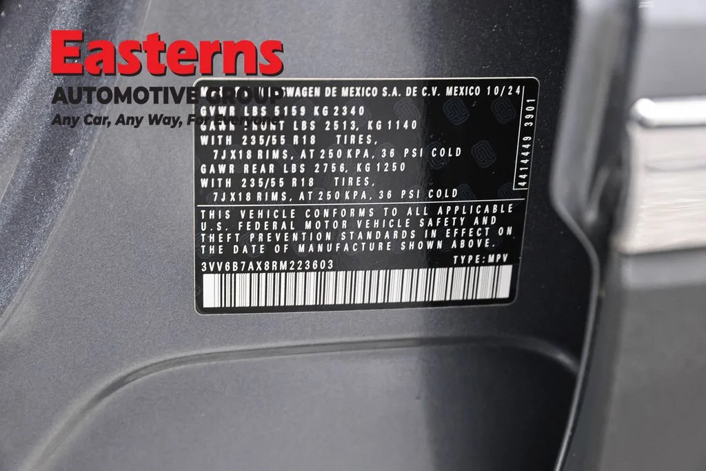 Used 2024 Gray Volkswagen 2.0T Wolfsburg Edition image 33