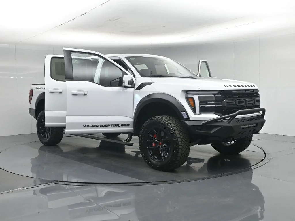 New 2026 Oxford White Ford Raptor image 36