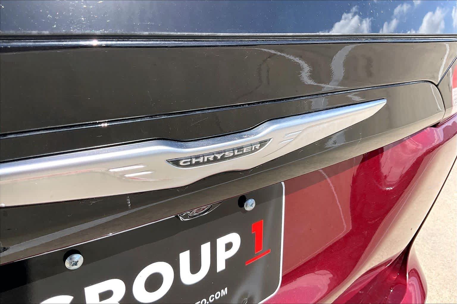 Used 2023 Velvet Red Pearlcoat Chrysler LX image 30
