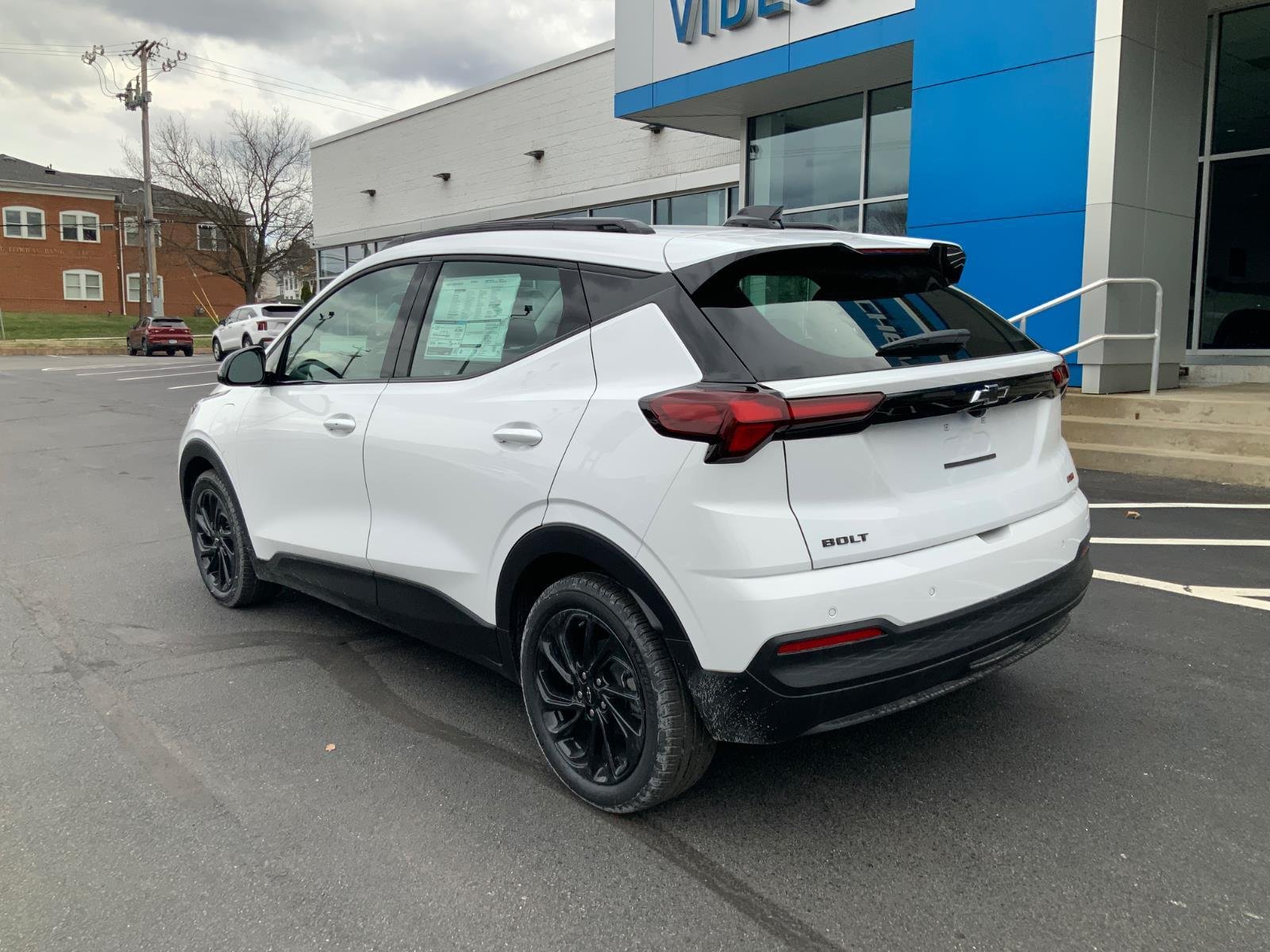 2027 Chevrolet Bolt RS - Photo 5