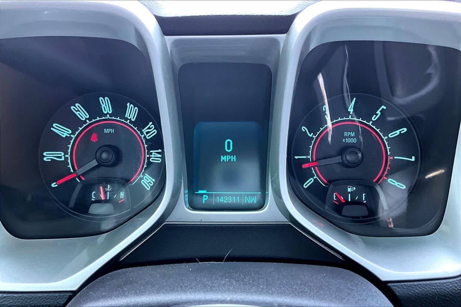 Used 2010 Cyber Gray Metallic Chevrolet 2LT image 22