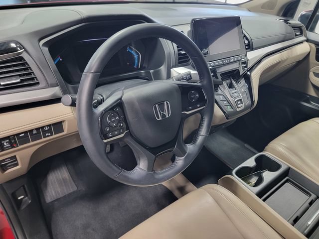 Used 2022 Red Honda Touring image 11