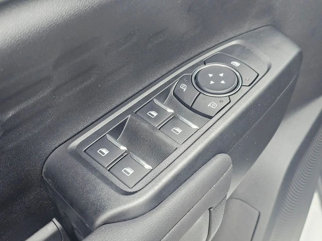 New 2025 Oxford White Ford XL image 21