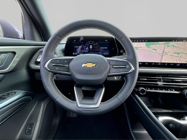 New 2027 Polar White Tricoat Chevrolet LT image 16