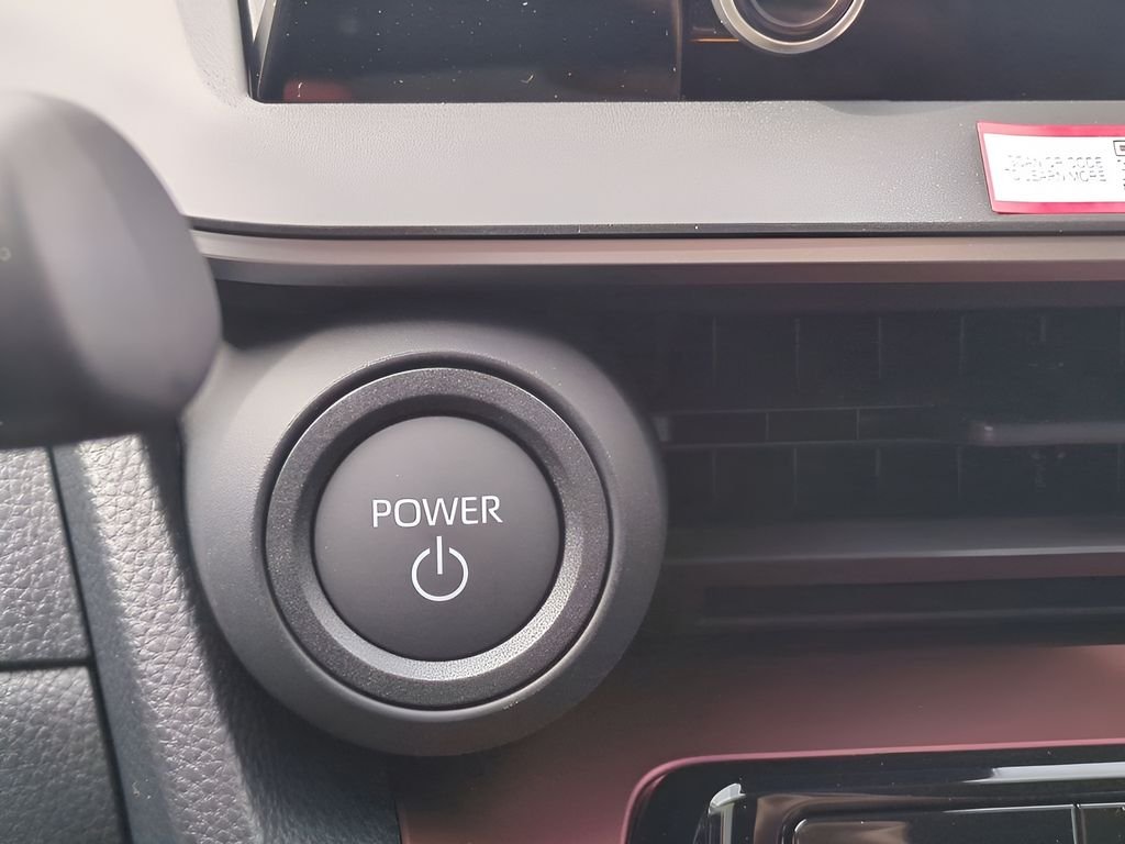 New 2026 Wind Chill Pearl <sup>1</sup> Toyota  SE image 27