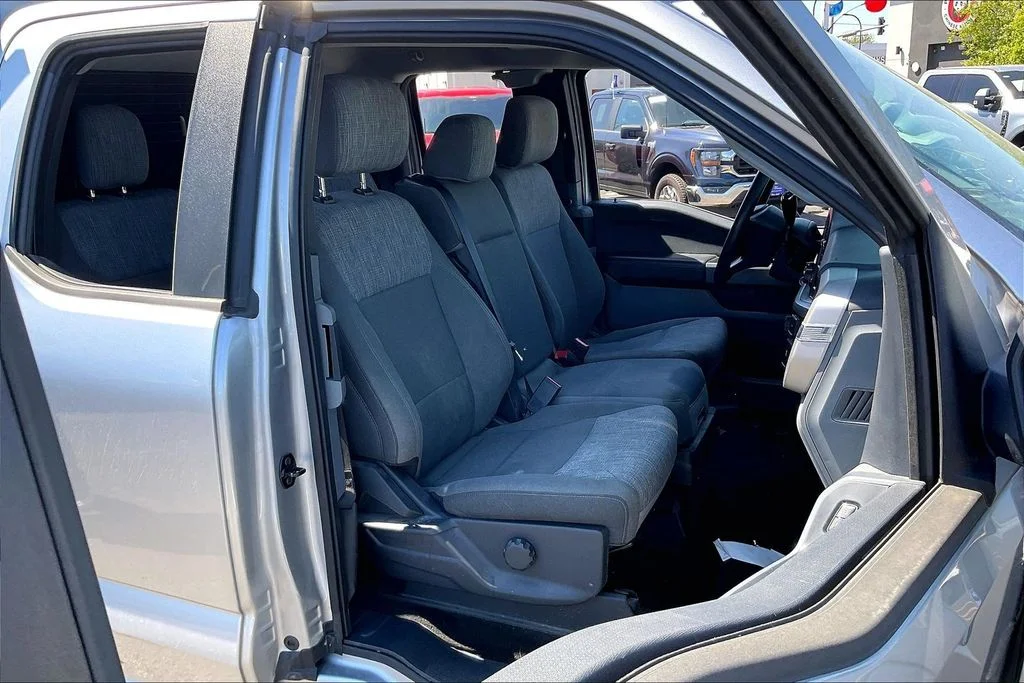 Certified Used 2022 Silver Metallic Ford XLT image 6