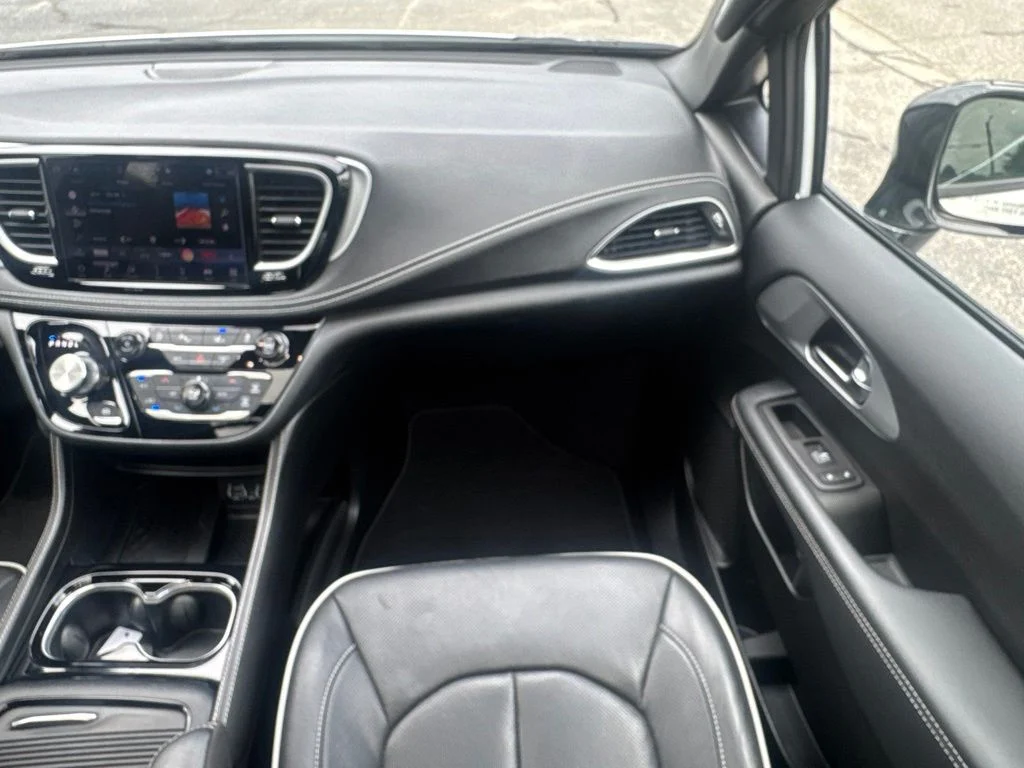 2025 Chrysler Pacifica Limited - Photo 26