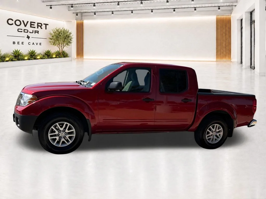Used 2017 Red Nissan SV image 6