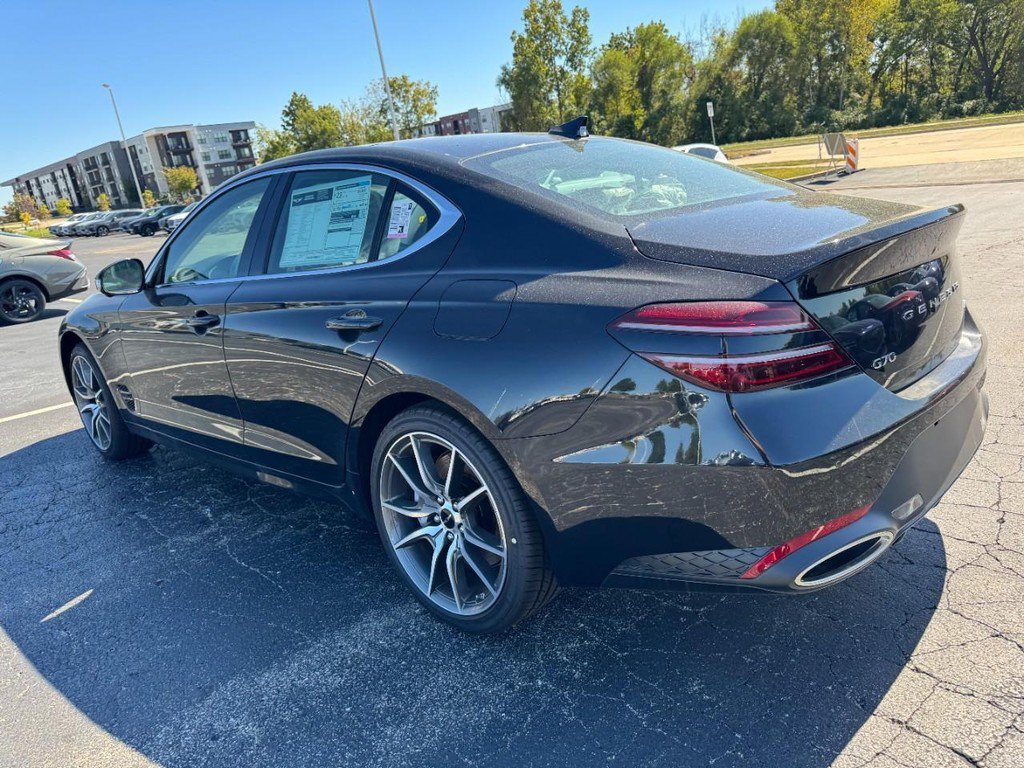New 2026 Vik Black Genesis 2.5T Prestige image 5