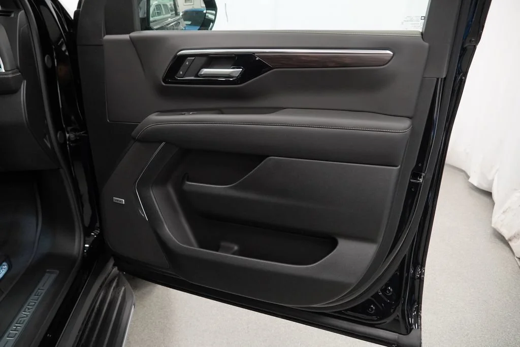 New 2026 Black Chevrolet Premier image 29
