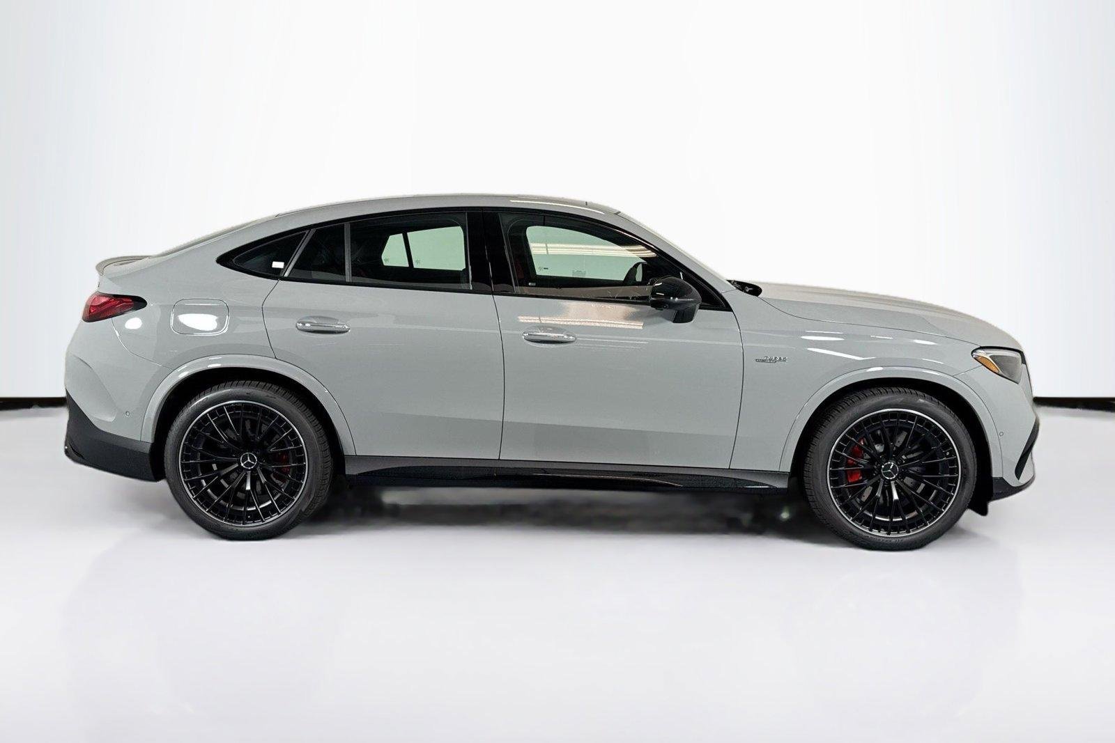 New 2026 Manufaktur Alpine Grey Mercedes-Benz AMG® GLC 43 image 4