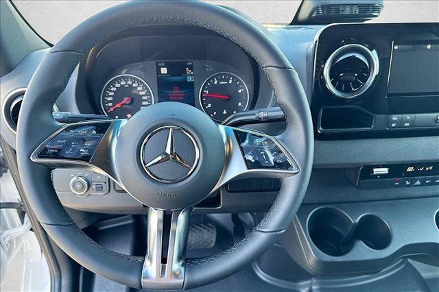New 2026 Arctic White Mercedes-Benz  image 37