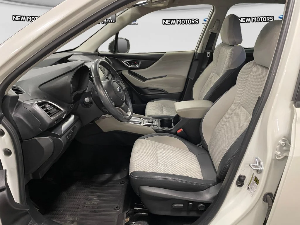 Used 2023 Crystal White Pearl Subaru Premium image 9