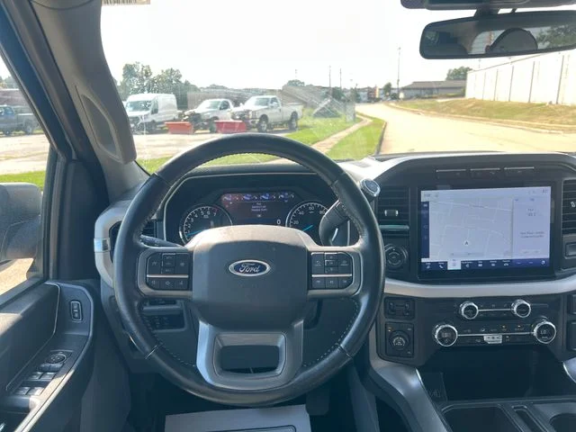 Used 2021 White Ford XLT image 17