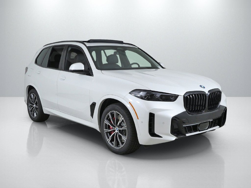New 2026 Mineral White Metallic BMW xDrive50e image 7