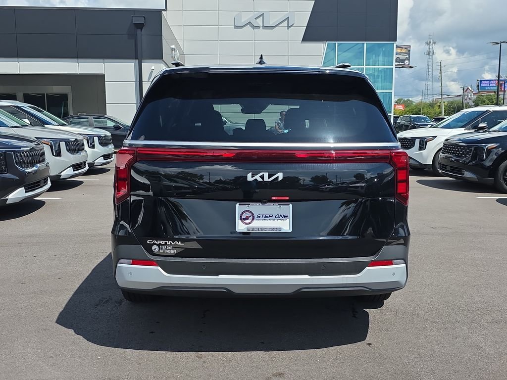 New 2026 Aurora Black Pearl Kia EX image 6