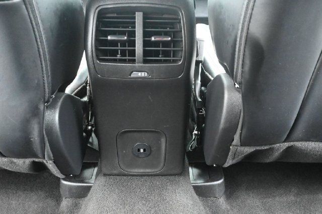 Used 2025 Silver Metallic Ford ST-Line image 36