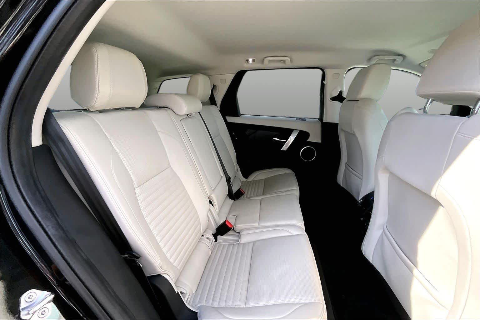 Used 2022  Land Rover S image 20