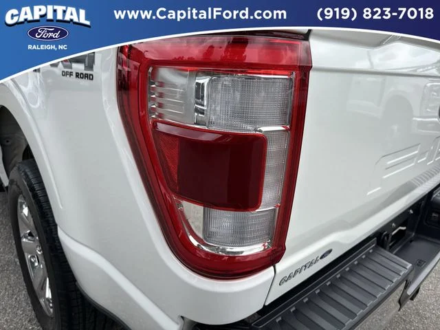 Used 2022 White Ford Lariat image 15