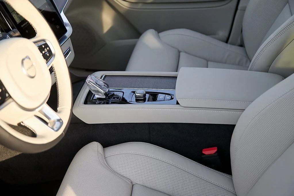 New 2026 Denim Blue Volvo Ultra image 14