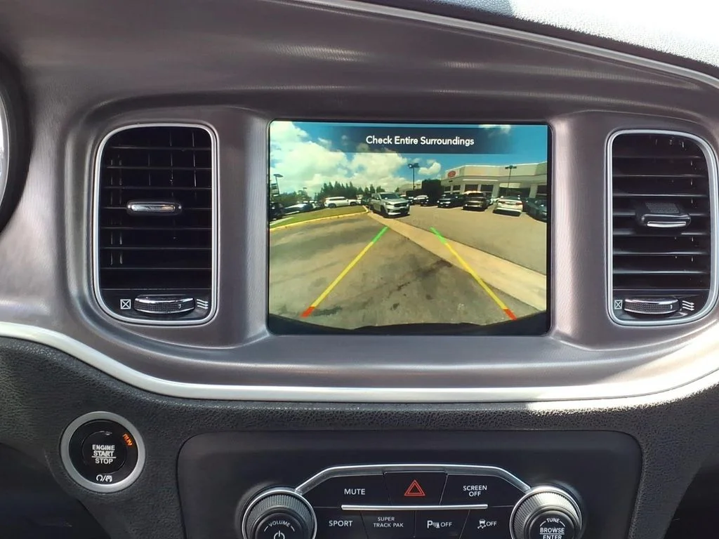 Used 2022 Gray Dodge SXT image 16