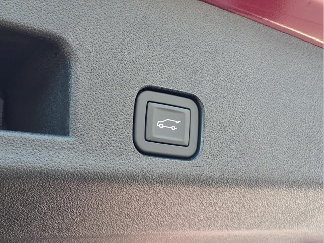 New 2027 Radiant Red Tintcoat Chevrolet LT image 22