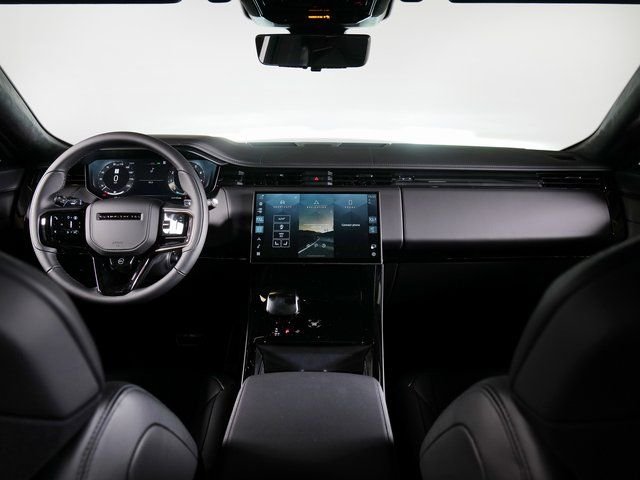 New 2026 Narvik Black Land Rover SV image 4