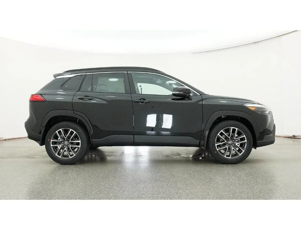 New 2026 Jet Black Toyota XLE image 34
