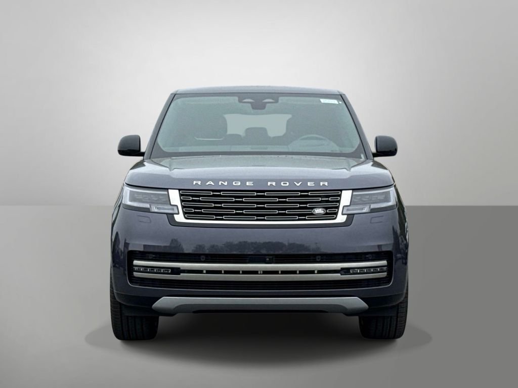 New 2026 Amethyst Grey Purple in Gloss finish Land Rover SE 7 Seats image 24