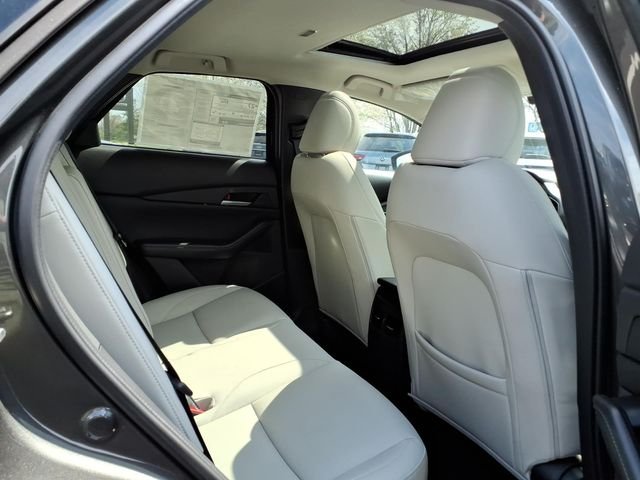 2026 Mazda CX-30 Premium - Photo 17
