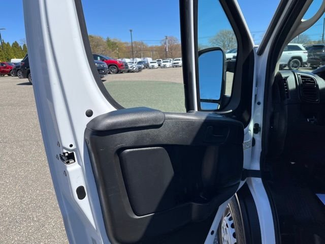 Used 2025 White Ram High Roof image 15