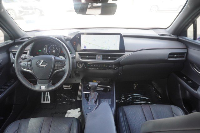 Used 2024  Lexus UX 250h F SPORT Handling image 27