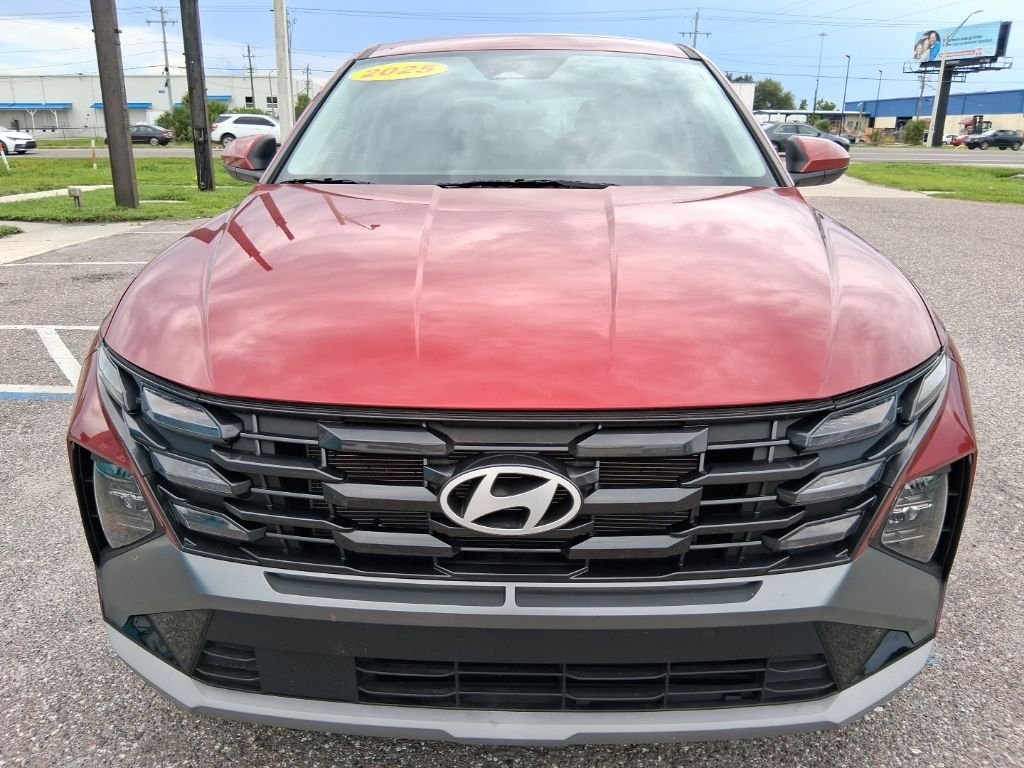 Used 2025 Red Hyundai SE image 8