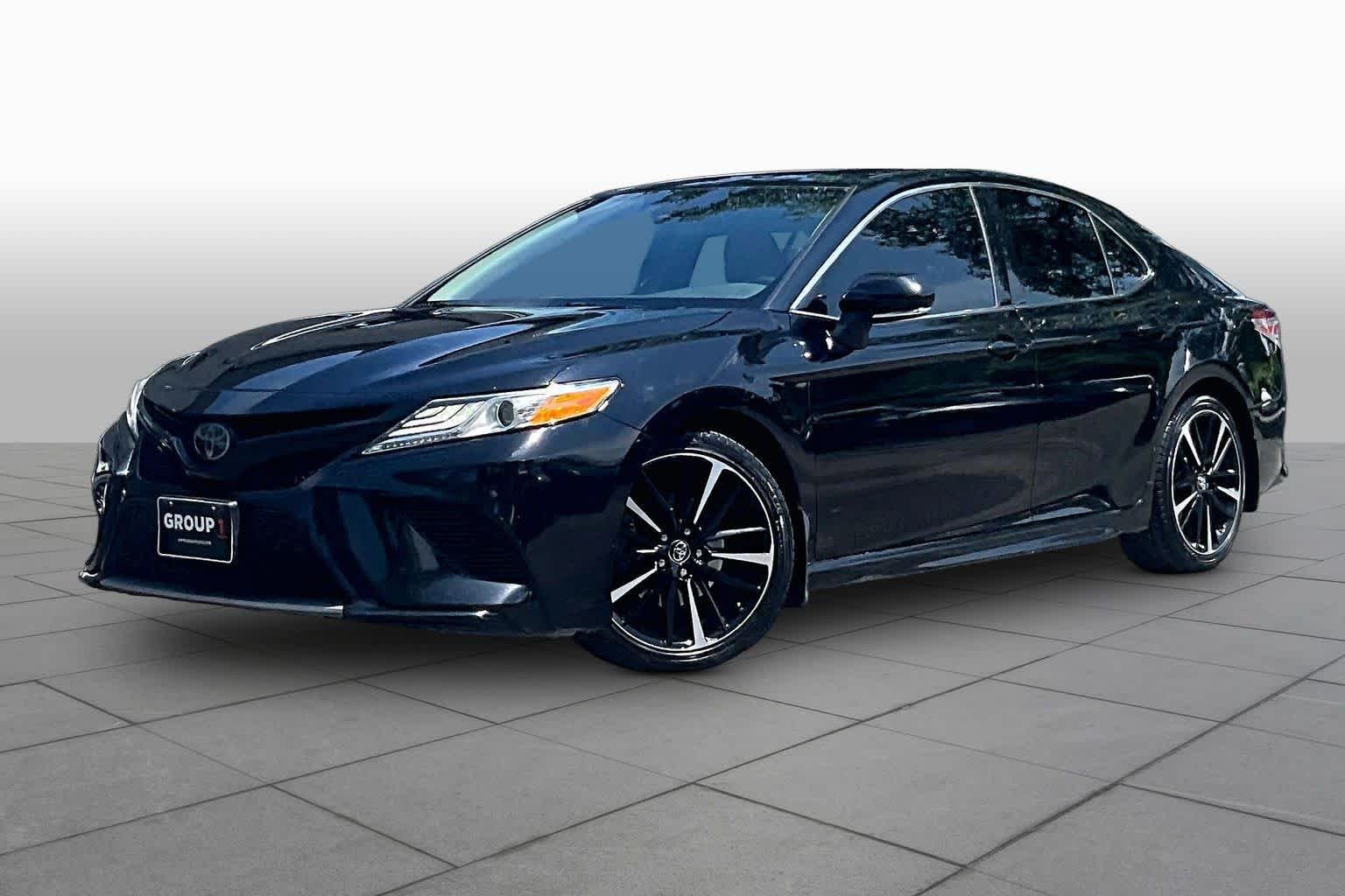 2020 Toyota Camry 2.5 Auto XSE's photo