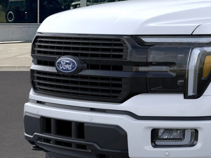 New 2026 Star White Metallic Tri-Coat Ford Platinum® image 17