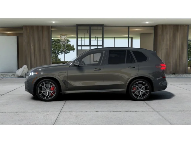 New 2026 Dravit Grey Metallic BMW xDrive50e image 4