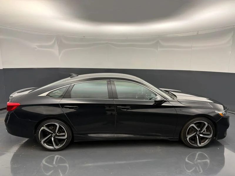 Used 2018 Black Honda Sport Sedan 4D image 4