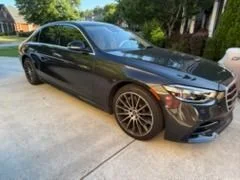 Used 2022  Mercedes-Benz S 500 image 2
