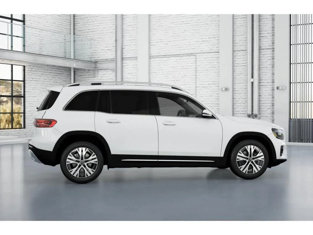 New 2026 Polar White Mercedes-Benz GLB 250 image 16