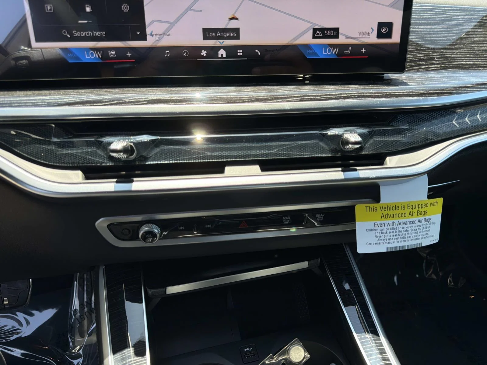 New 2026 Gunmetal II Metallic BMW sDrive40i image 21