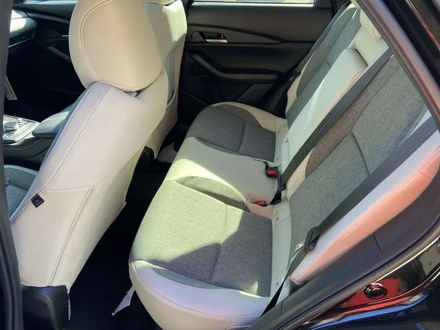 2026 Mazda CX-30 Aire Edition - Photo 7