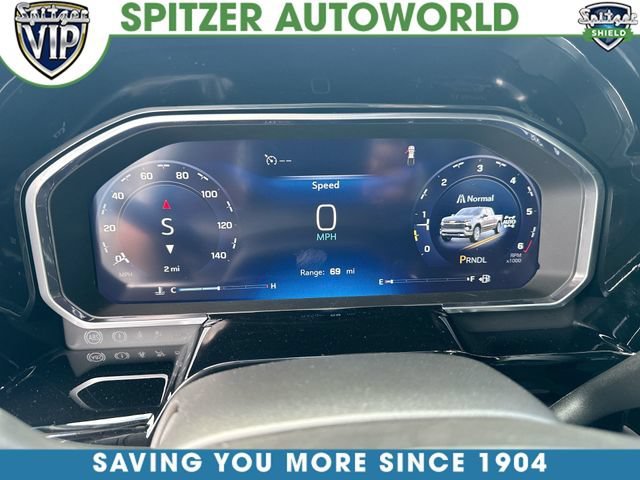 New 2026 Summit White Chevrolet LT (2FL) image 12