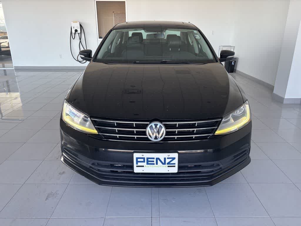 Used 2018 Volkswagen Jetta SE with VIN 3VWDB7AJ8JM262517 for sale in Spring Valley, MN