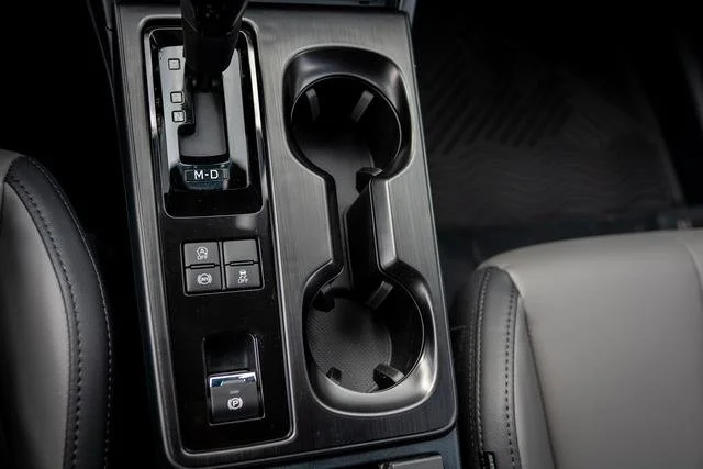 New 2026 Crystal White Pearl Subaru Premium image 36