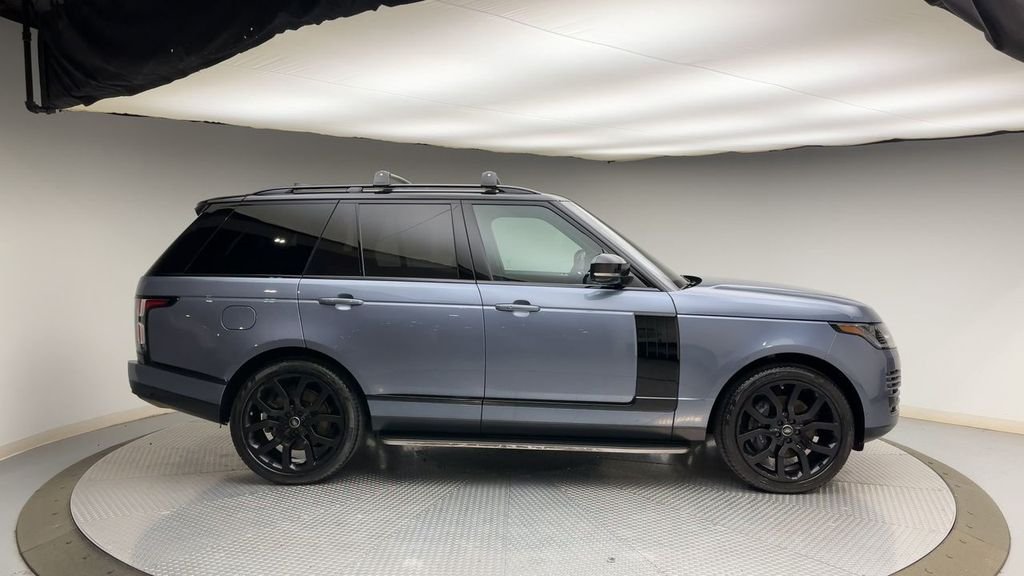 Used 2020  Land Rover HSE image 9